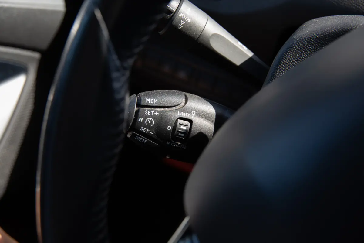 1.2 PureTech Blue Lease Active , Trekhaak, Cruise control, Achteruitrijcamera