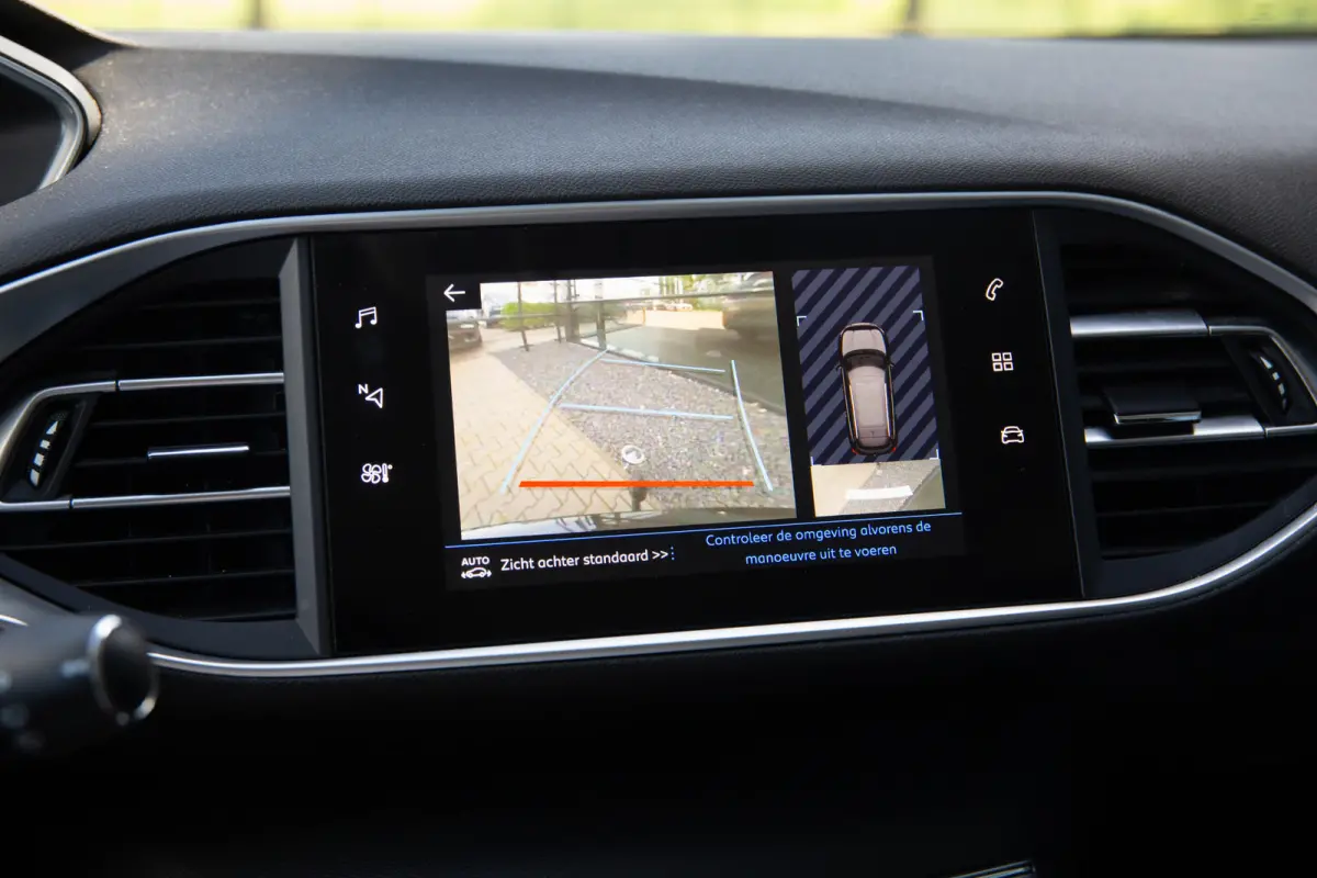 1.2 PureTech Blue Lease Active , Trekhaak, Cruise control, Achteruitrijcamera