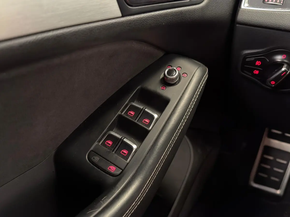 3.0 TDI SQ5 Quattro Pro Line / Black Edition / Clima / Leder