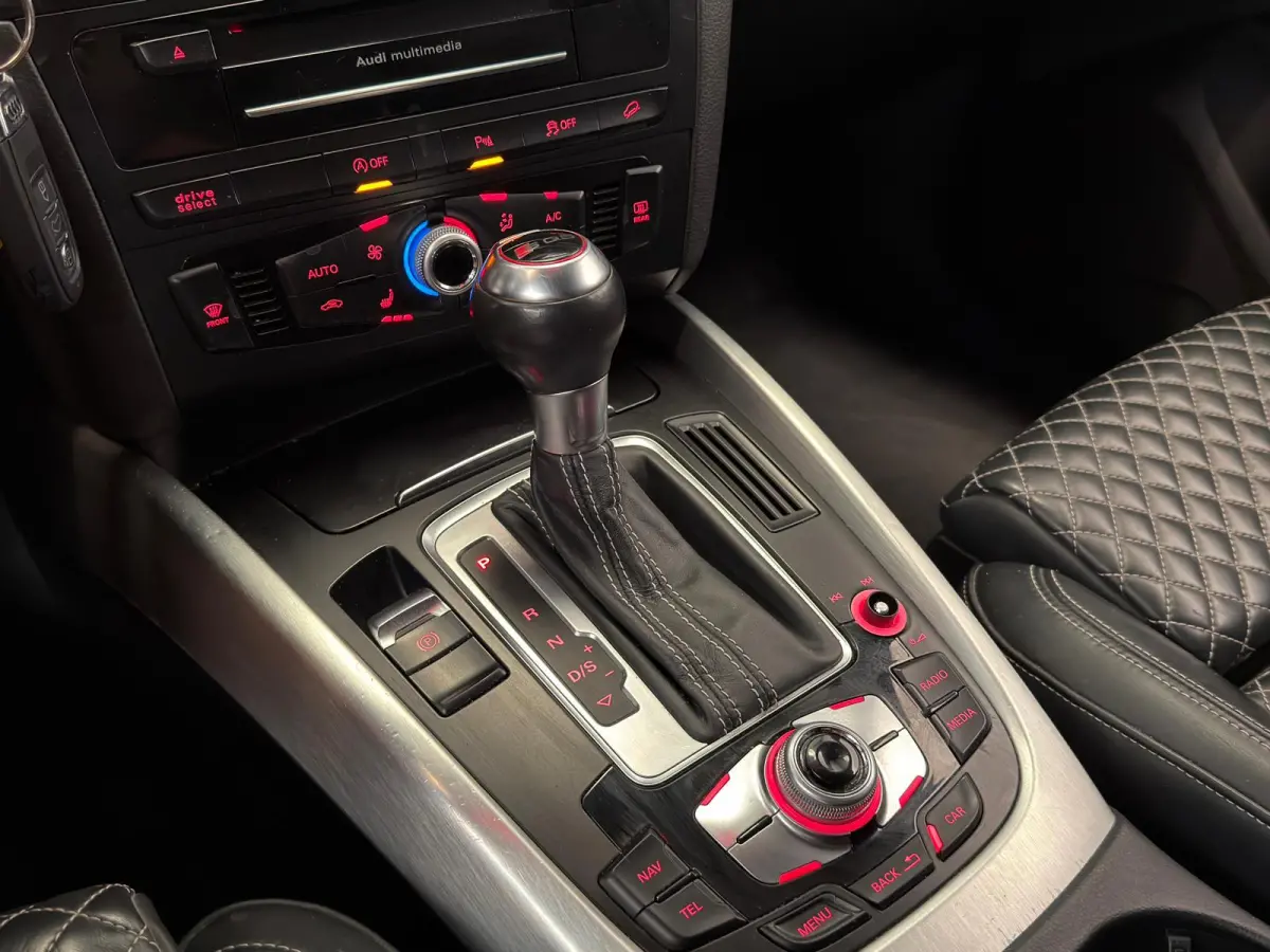 3.0 TDI SQ5 Quattro Pro Line / Black Edition / Clima / Leder
