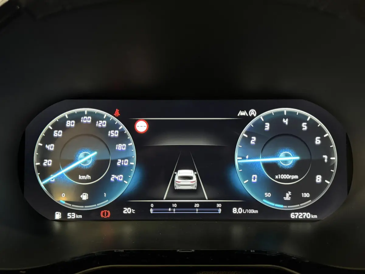 120PK T-GDi GT-Line | Schuif/kanteldak | Stoel-en stuurwielverwarming | Elektrische achterklep | Camera | Apple CarPlay/Android Auto | Full LED | All season banden