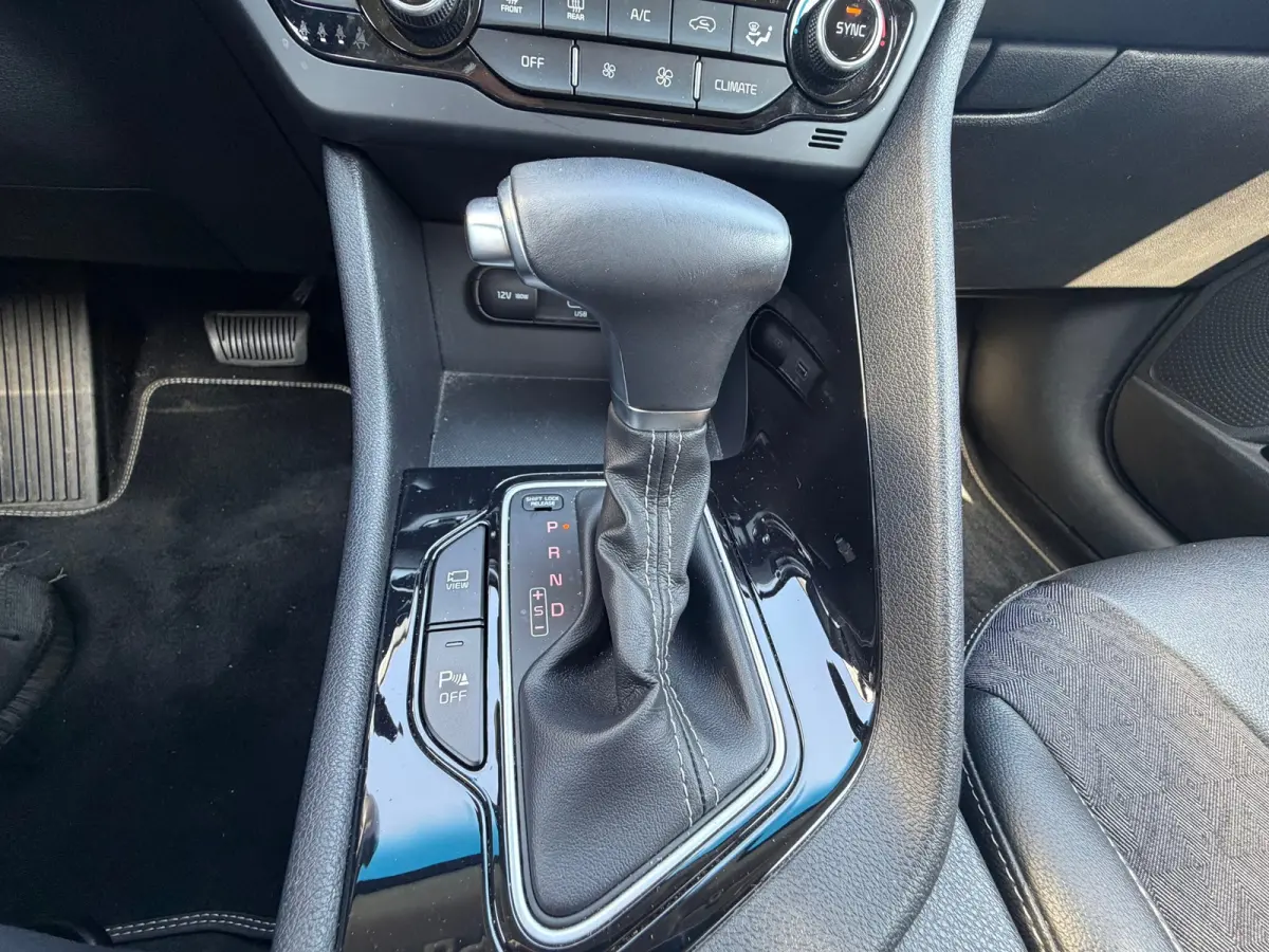 1.6 GDi Hybrid DynamicLine Dealer onderhouden TREKHAAK