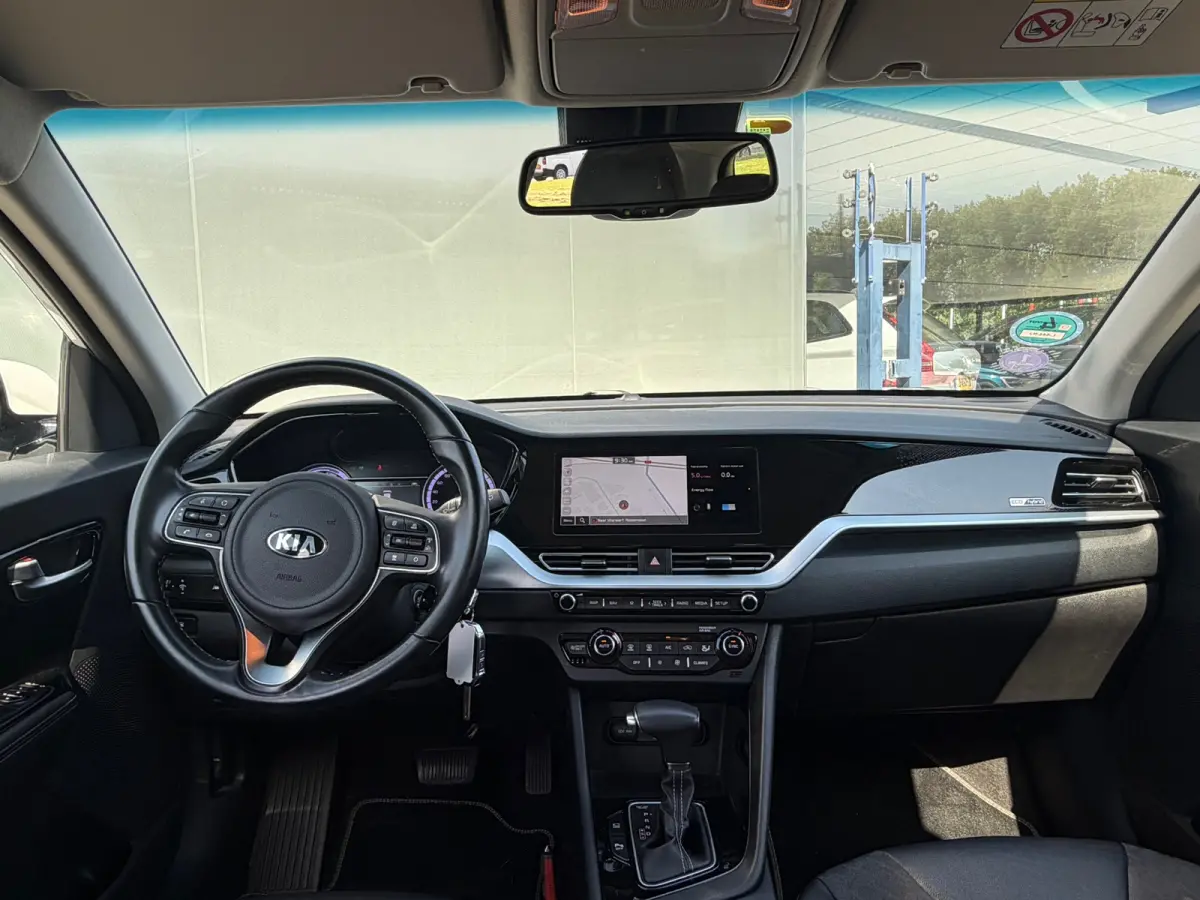 1.6 GDi Hybrid DynamicLine Dealer onderhouden TREKHAAK