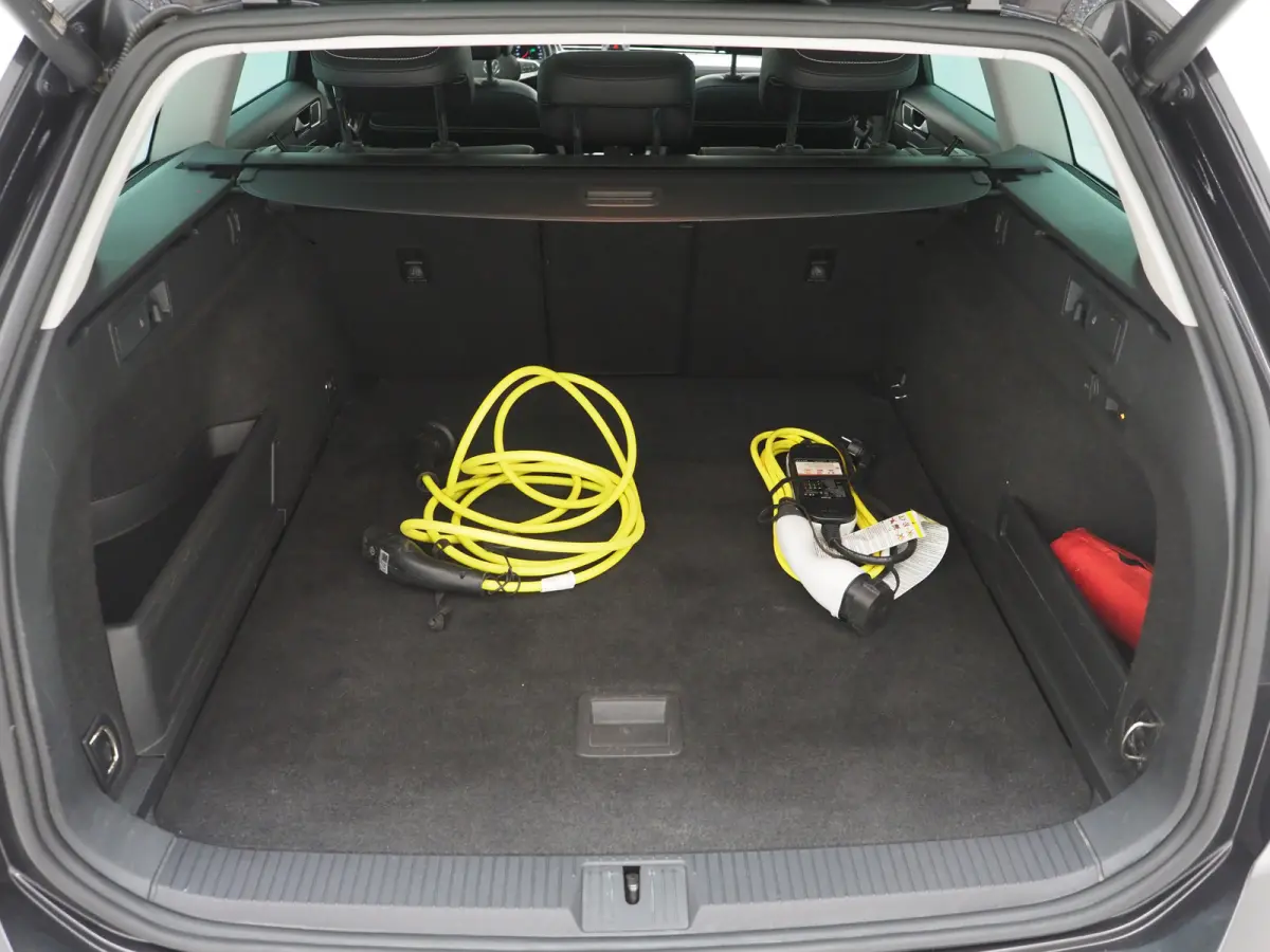 1.4 TSI PHEV GTE | Panoramadak | Leder | Trekhaak | Massage | HUD | Keyless | Adaptive Cruise