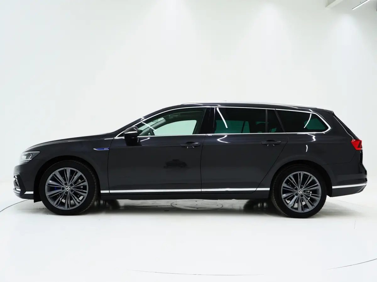 1.4 TSI PHEV GTE | Panoramadak | Leder | Trekhaak | Massage | HUD | Keyless | Adaptive Cruise