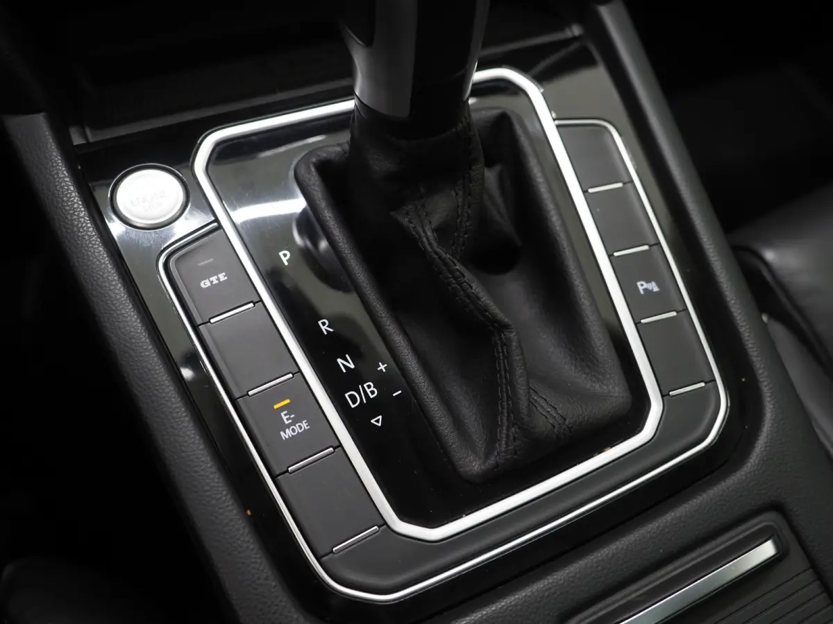 1.4 TSI PHEV GTE | Panoramadak | Leder | Trekhaak | Massage | HUD | Keyless | Adaptive Cruise