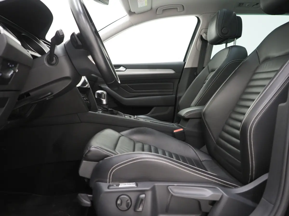 1.4 TSI PHEV GTE | Panoramadak | Leder | Trekhaak | Massage | HUD | Keyless | Adaptive Cruise
