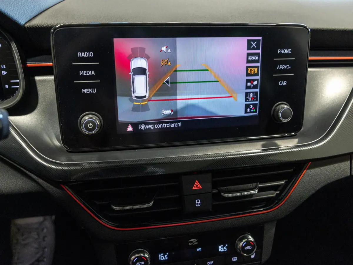 1.5 TSI ACT Monte Carlo / 150pk / Panorama dak / Achteruitrij camera / Stoel en stuur verwarming /
