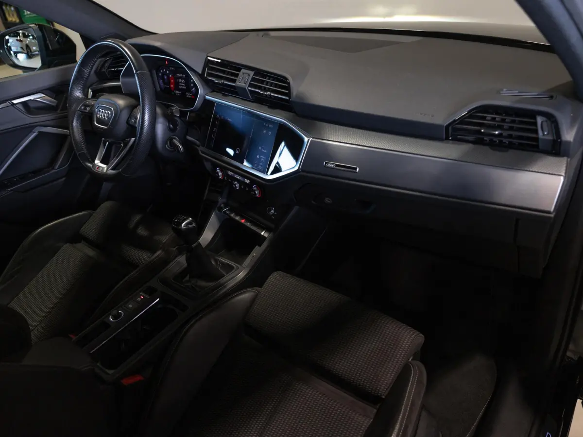 35 TFSI 2x S-Line edition / 150pk / Panorama dak / Dodehoek herkenning /