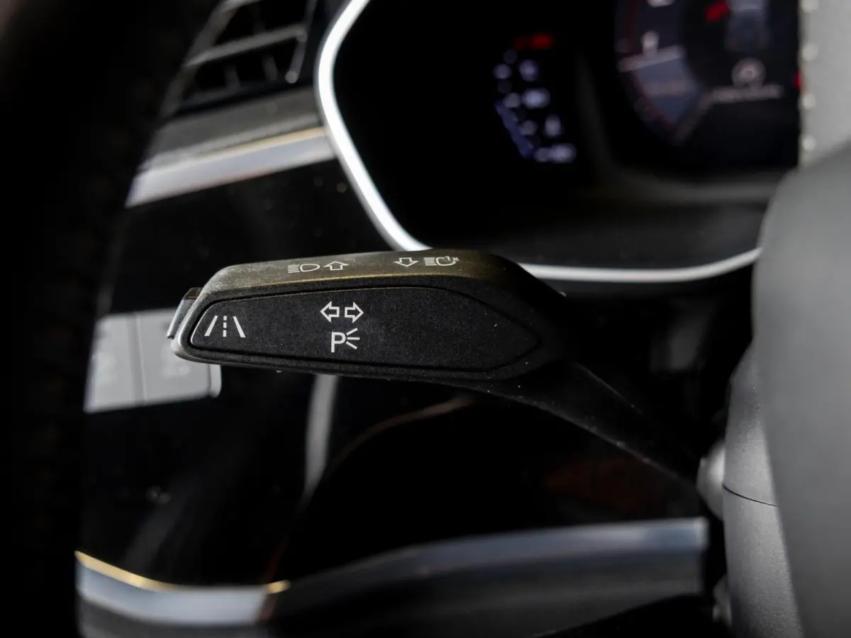 35 TFSI 2x S-Line edition / 150pk / Panorama dak / Dodehoek herkenning /