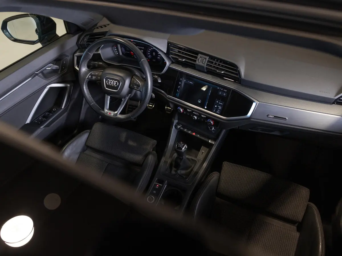 35 TFSI 2x S-Line edition / 150pk / Panorama dak / Dodehoek herkenning /