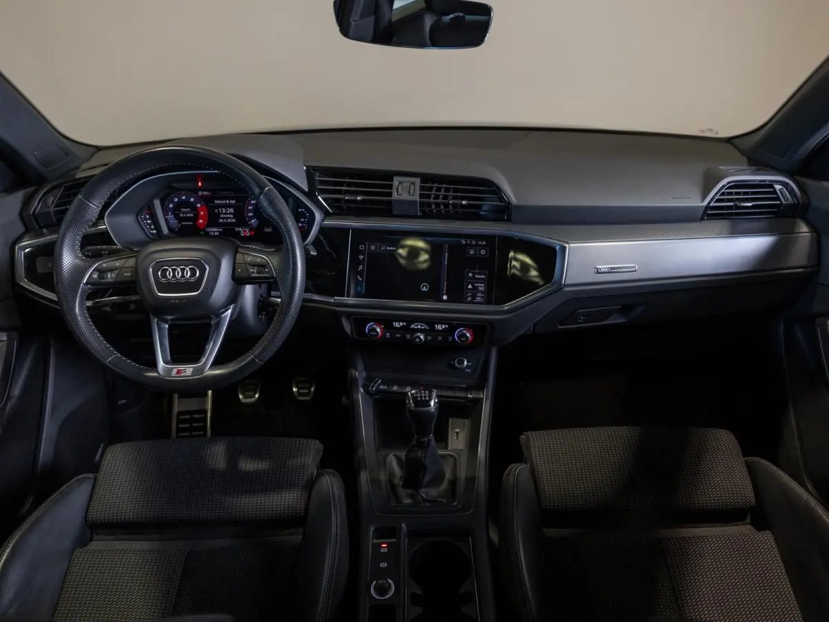 35 TFSI 2x S-Line edition / 150pk / Panorama dak / Dodehoek herkenning /