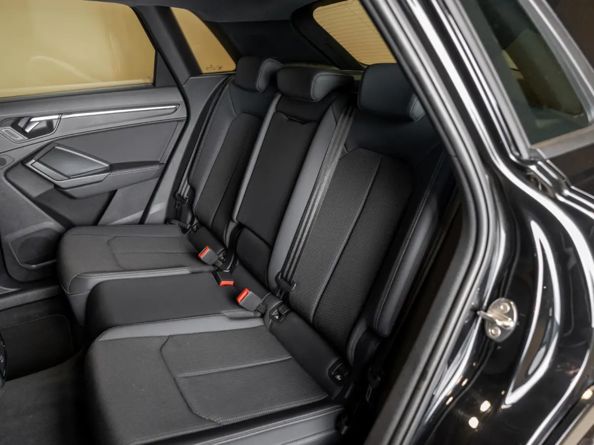 35 TFSI 2x S-Line edition / 150pk / Panorama dak / Dodehoek herkenning /