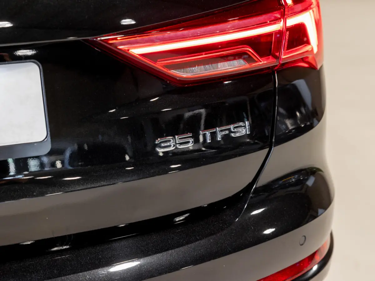 35 TFSI 2x S-Line edition / 150pk / Panorama dak / Dodehoek herkenning /