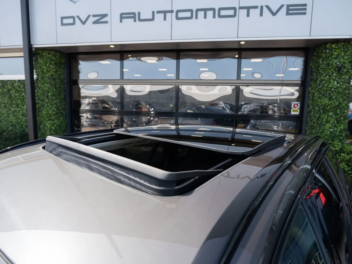 2.0 T6 PHEV 350PK AWD Plus Dark |100% | Pano | Surround View | H/K Sound