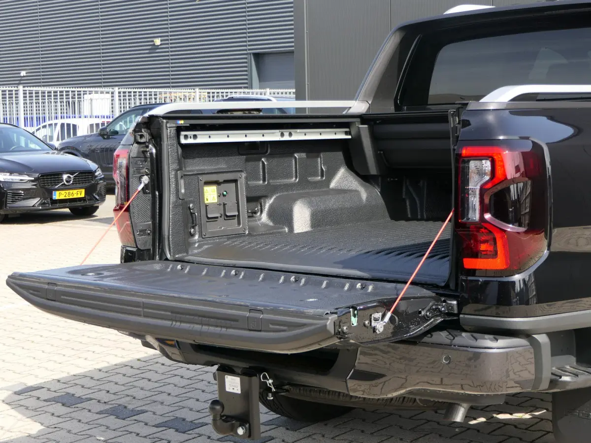 Wildtrak 2.3 PHEV | Power Rollertop | Camera | Stoelverwarming | CarPlay/Android Auto | Leder