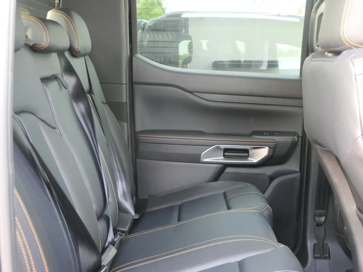 Wildtrak 2.3 PHEV | Power Rollertop | Camera | Stoelverwarming | CarPlay/Android Auto | Leder