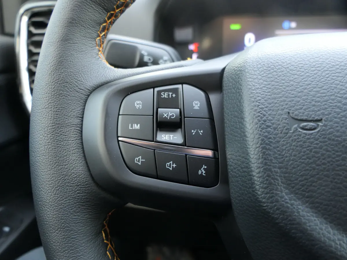 Wildtrak 2.3 PHEV | Power Rollertop | Camera | Stoelverwarming | CarPlay/Android Auto | Leder