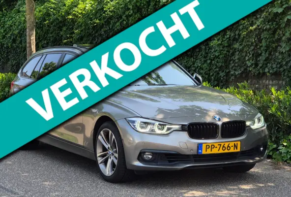 320i High Executive Panorama HUD CarPlay 360 camera 320i High Executive