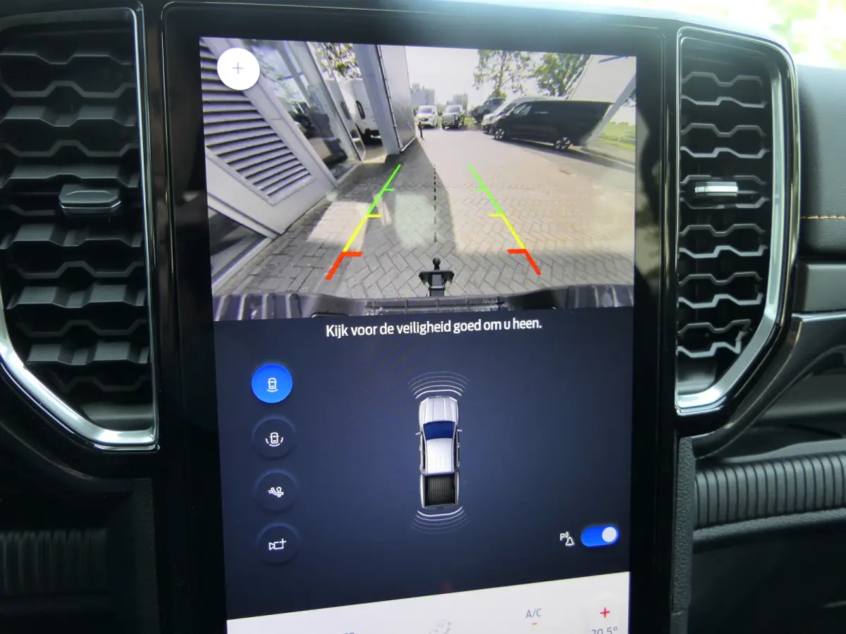 Wildtrak 2.3 PHEV | Power Rollertop | Navigatie | Stoelverwarming | Trekhaak | Camera | CarPlay/Android Auto