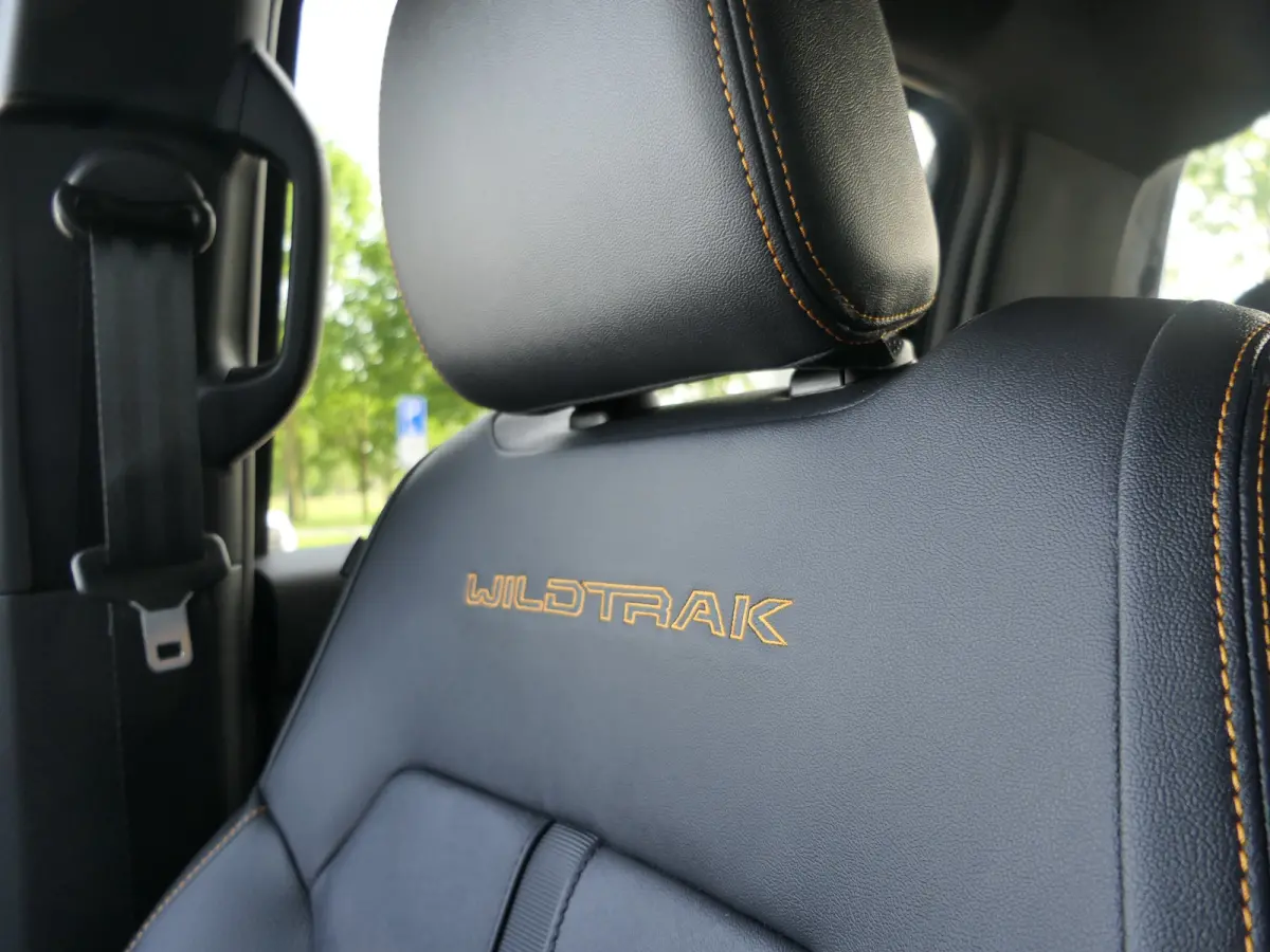 Wildtrak 2.3 PHEV | Power Rollertop | Navigatie | Stoelverwarming | Trekhaak | Camera | CarPlay/Android Auto