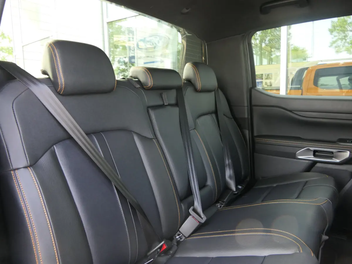 Wildtrak 2.3 PHEV | Power Rollertop | Navigatie | Stoelverwarming | Trekhaak | Camera | CarPlay/Android Auto
