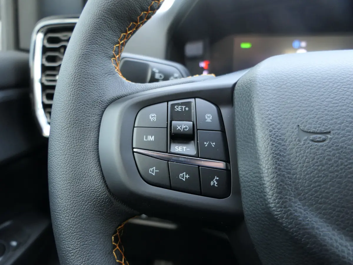 Wildtrak 2.3 PHEV | Power Rollertop | Navigatie | Stoelverwarming | Trekhaak | Camera | CarPlay/Android Auto