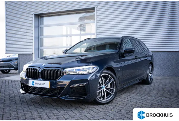530e M-Sport Business Edition Plus | Herman Kardon || Achteruitrijcamera | Apple Carplay/Android Auto|telefoonintegratie premium | Trekhaak elektrisch uitklapbaar
