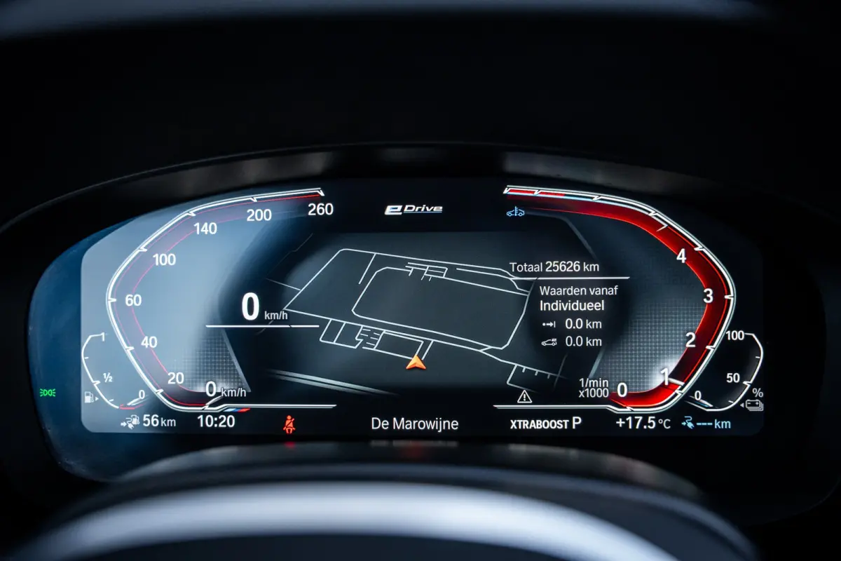 530e M-Sport Business Edition Plus | Herman Kardon || Achteruitrijcamera | Apple Carplay/Android Auto|telefoonintegratie premium | Trekhaak elektrisch uitklapbaar