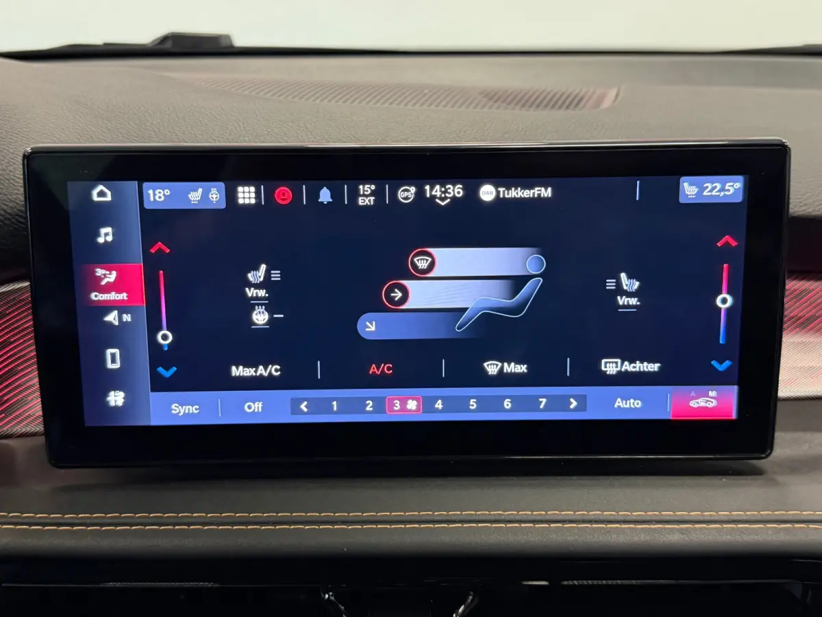 1.5T Hybrid|NAVIGATIE|CAMERA|CRUISE|ECC AIRCO