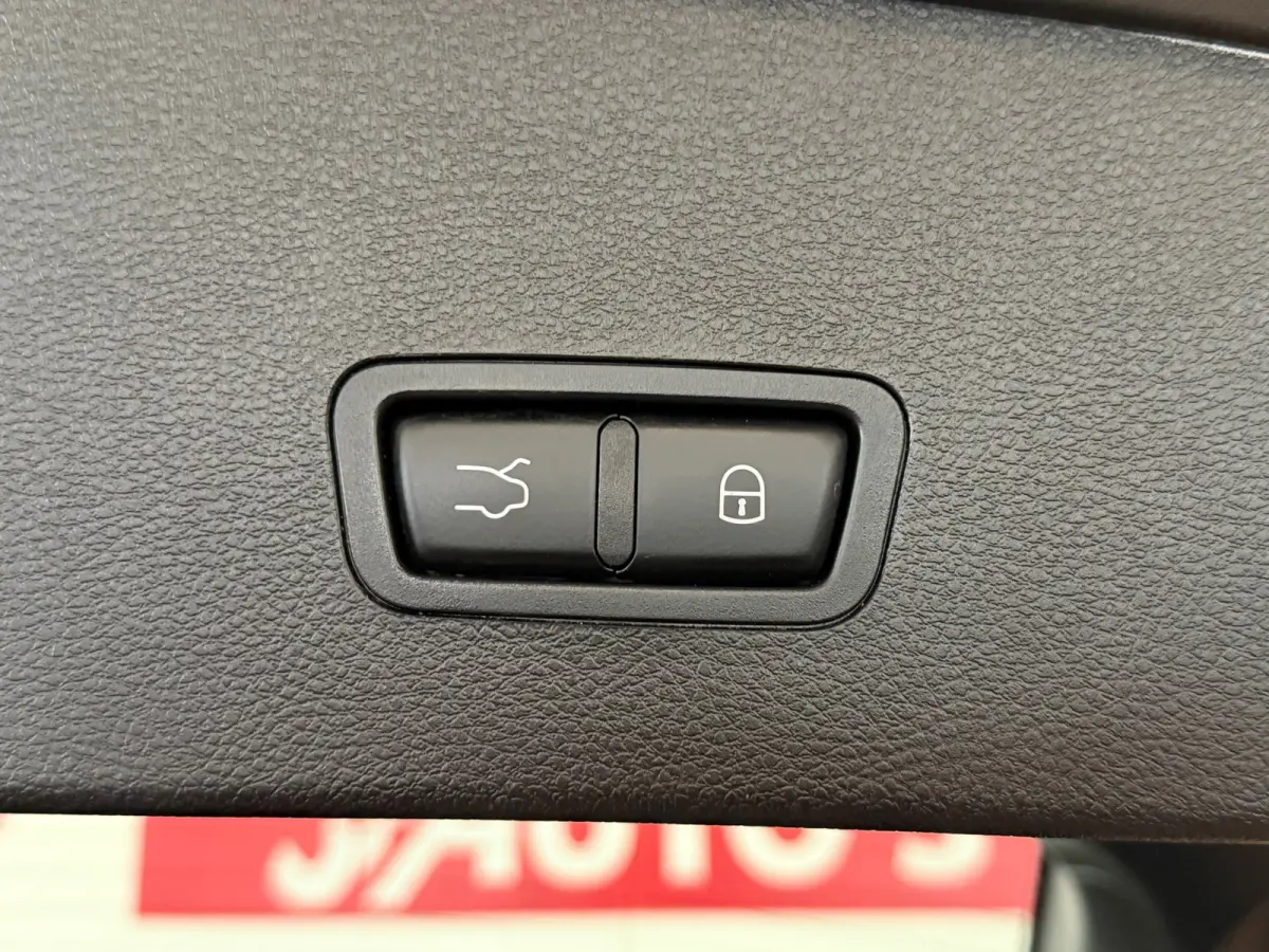 1.5T Hybrid|NAVIGATIE|CAMERA|CRUISE|ECC AIRCO