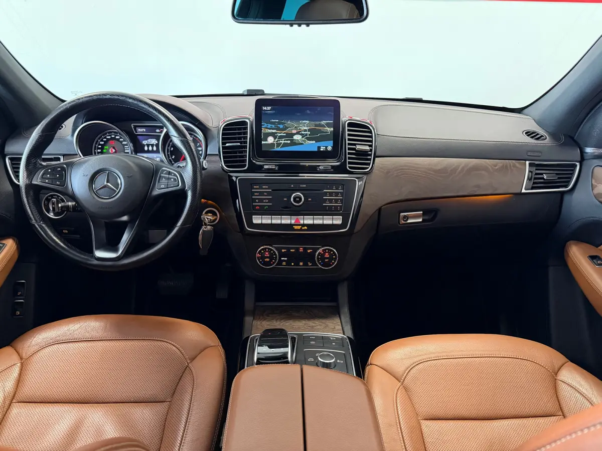 500 e 4MATIC AMG|NAVI|CAMERA|PANO|LEER
