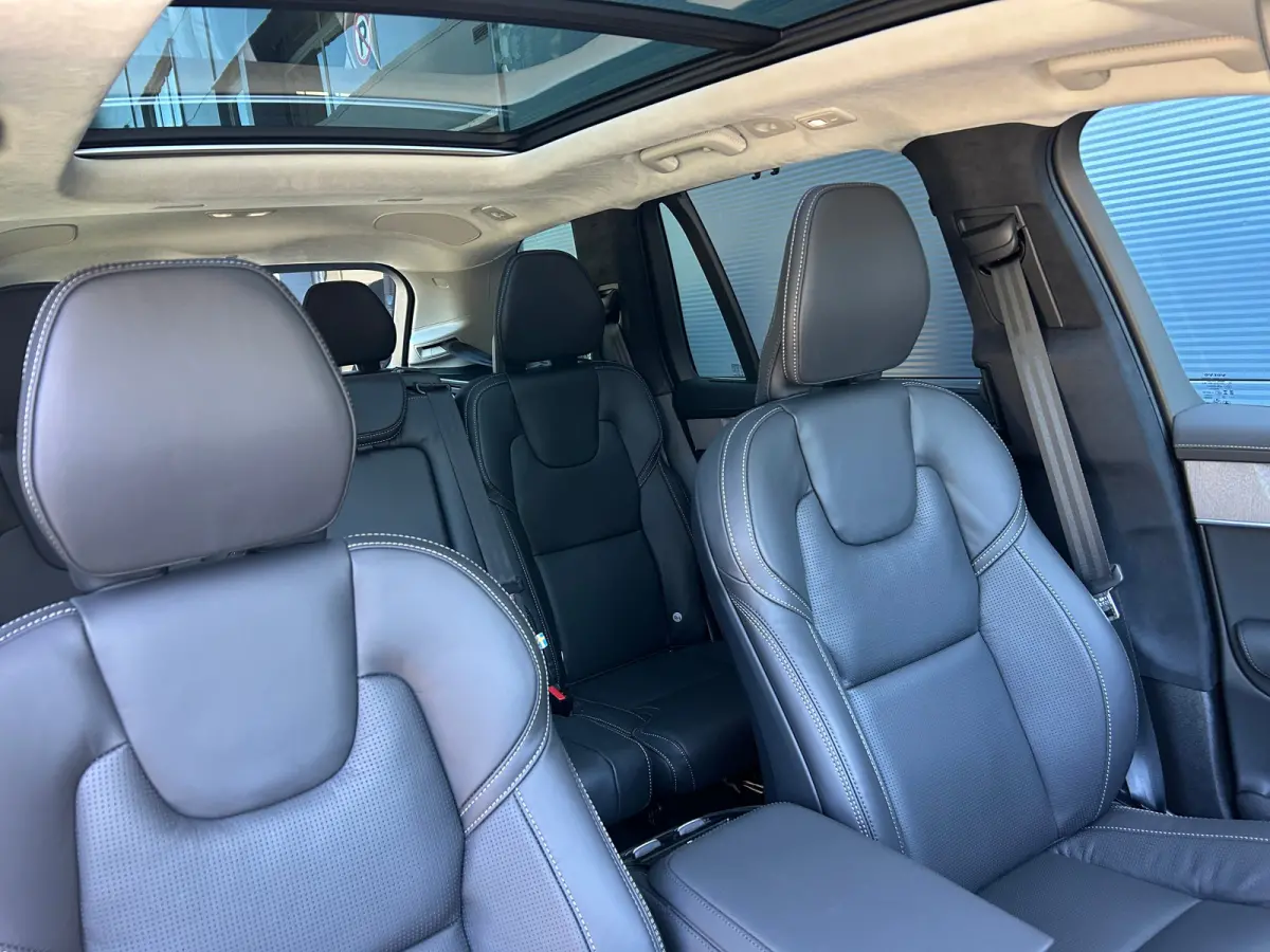 2.0 T8 Plug-in hybrid AWD Ultra Dark Exec. Ed. | Full option! | Forest Lake | Cardamom | Luchtvering | Bowers & Wilkins | Massage |