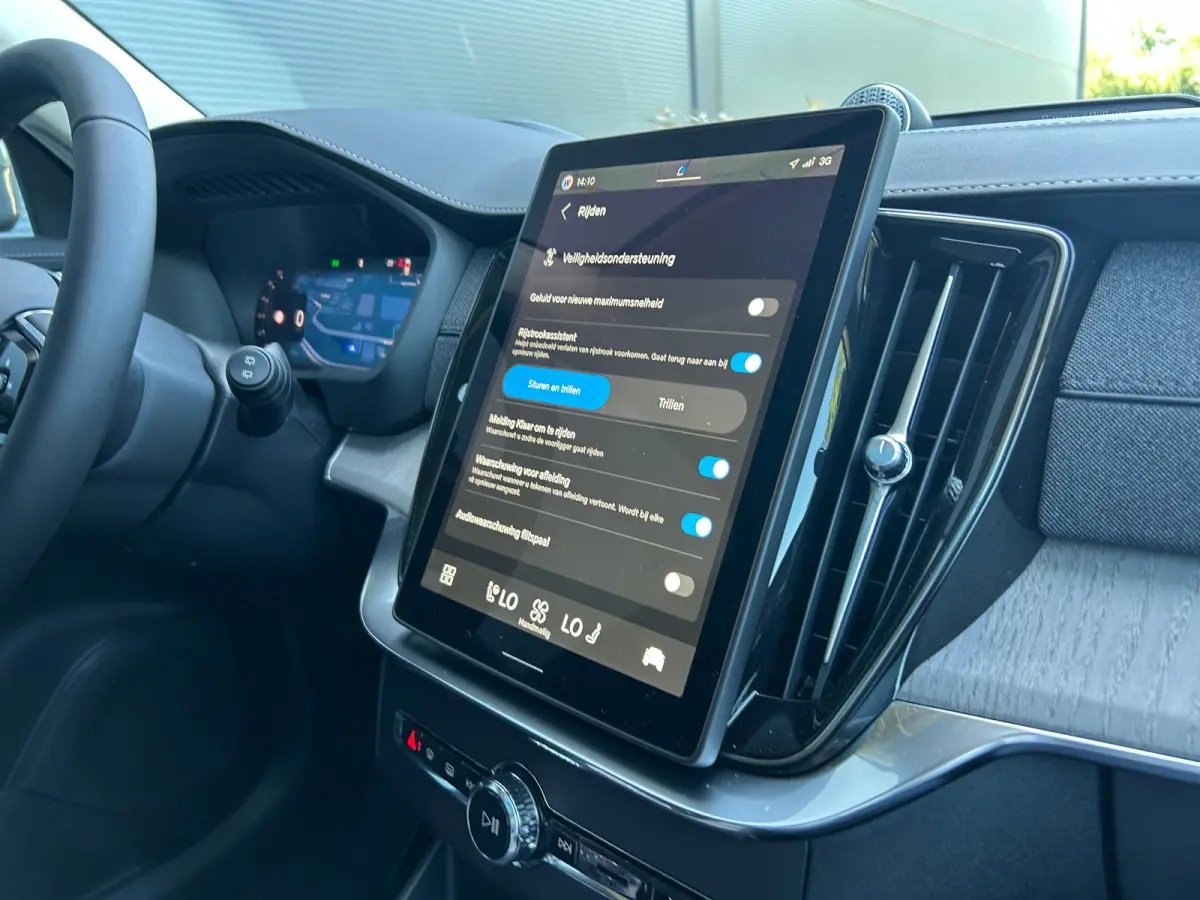 2.0 T8 Plug-in hybrid AWD Ultra Dark Exec. Ed. | Full option! | Forest Lake | Cardamom | Luchtvering | Bowers & Wilkins | Massage |