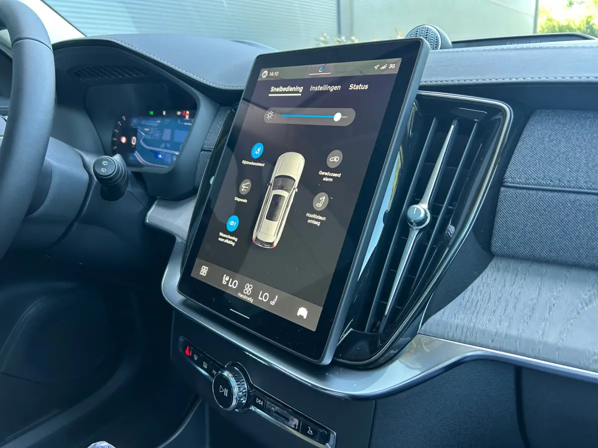 2.0 T8 Plug-in hybrid AWD Ultra Dark Exec. Ed. | Full option! | Forest Lake | Cardamom | Luchtvering | Bowers & Wilkins | Massage |