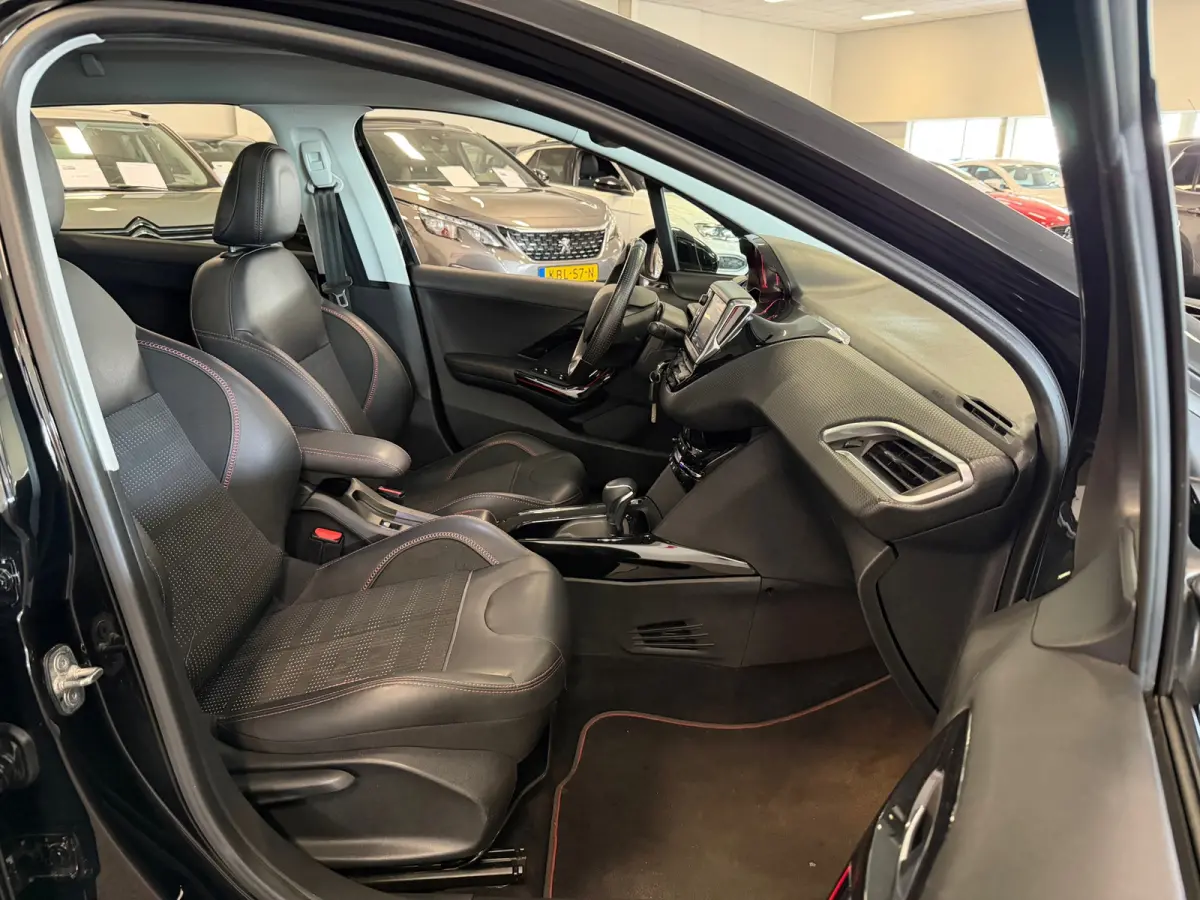 1.2 PureTech GT-Line|NAVI|CAMERA|PANORAMA|CRUISE