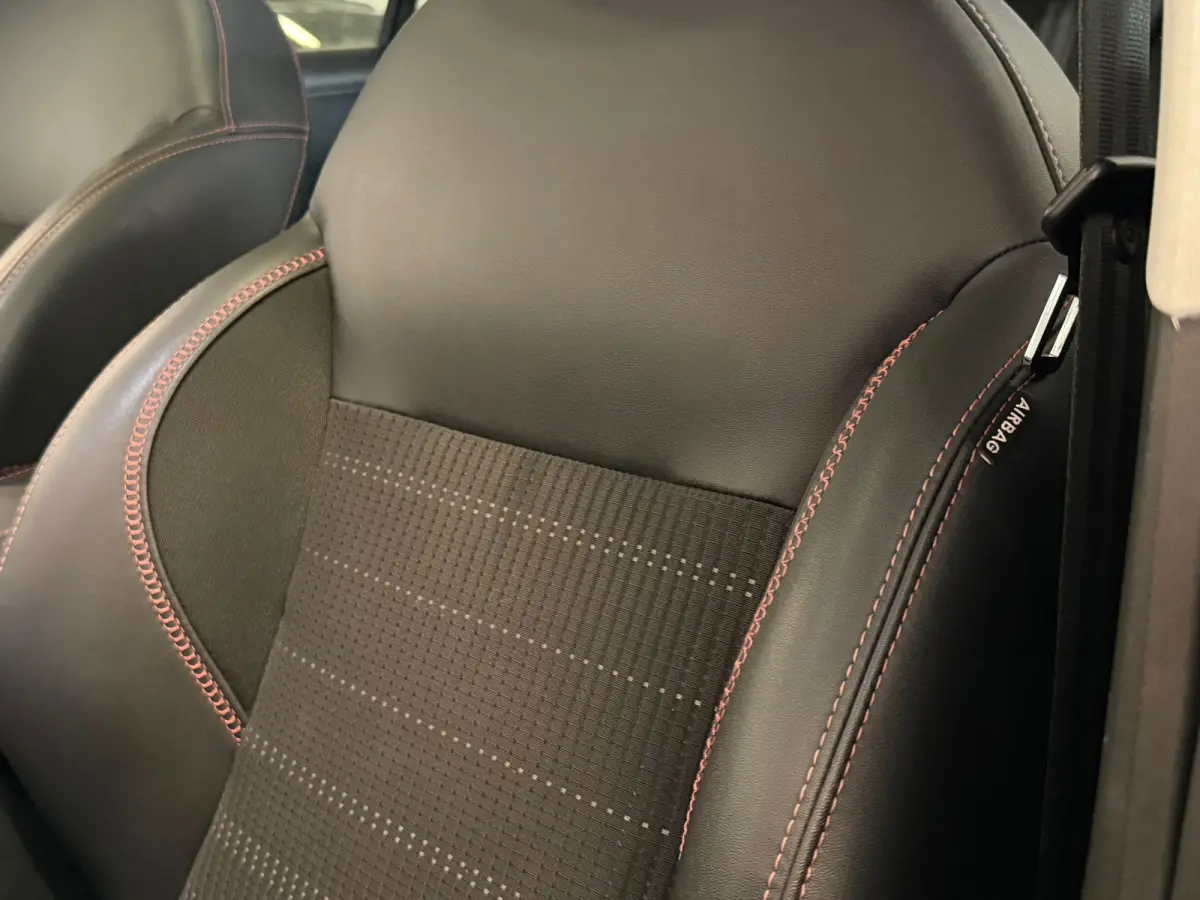 1.2 PureTech GT-Line|NAVI|CAMERA|PANORAMA|CRUISE