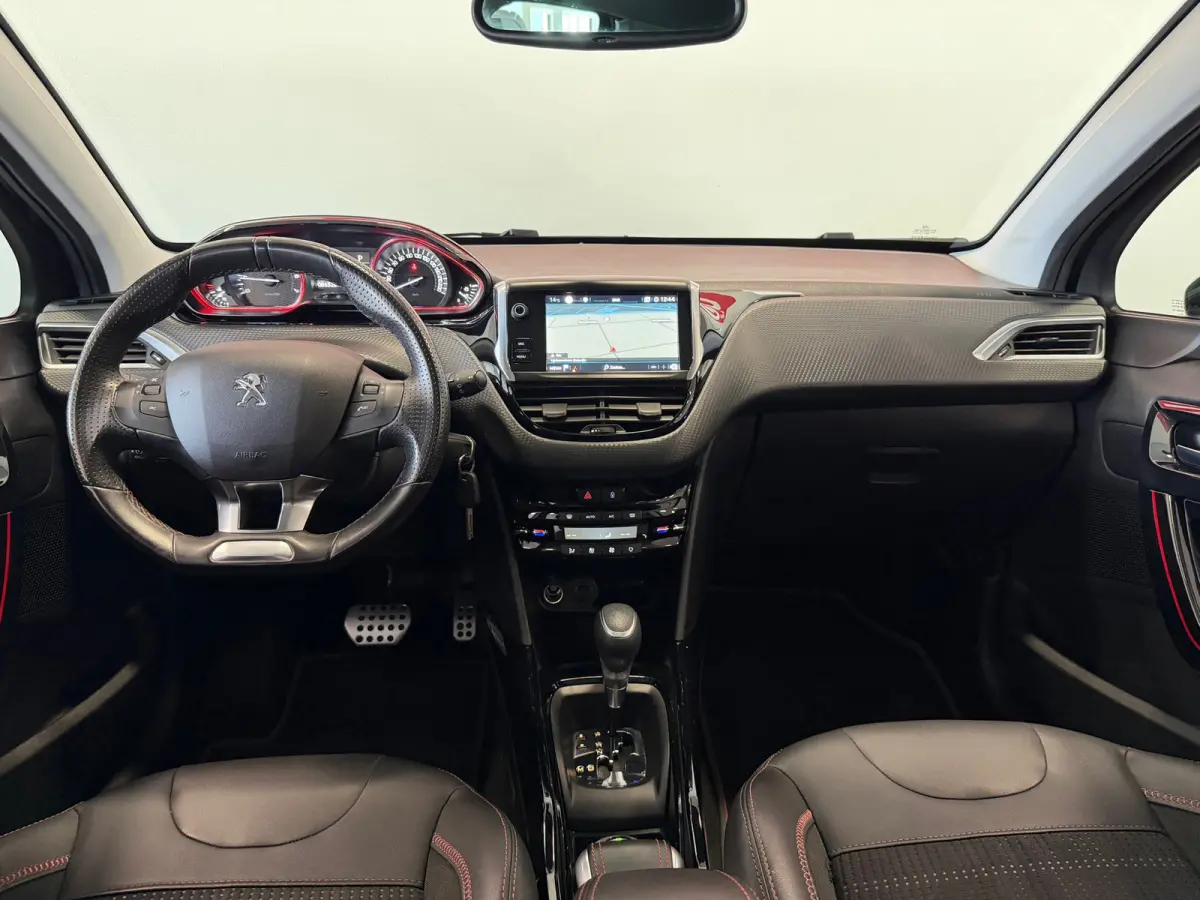 1.2 PureTech GT-Line|NAVI|CAMERA|PANORAMA|CRUISE