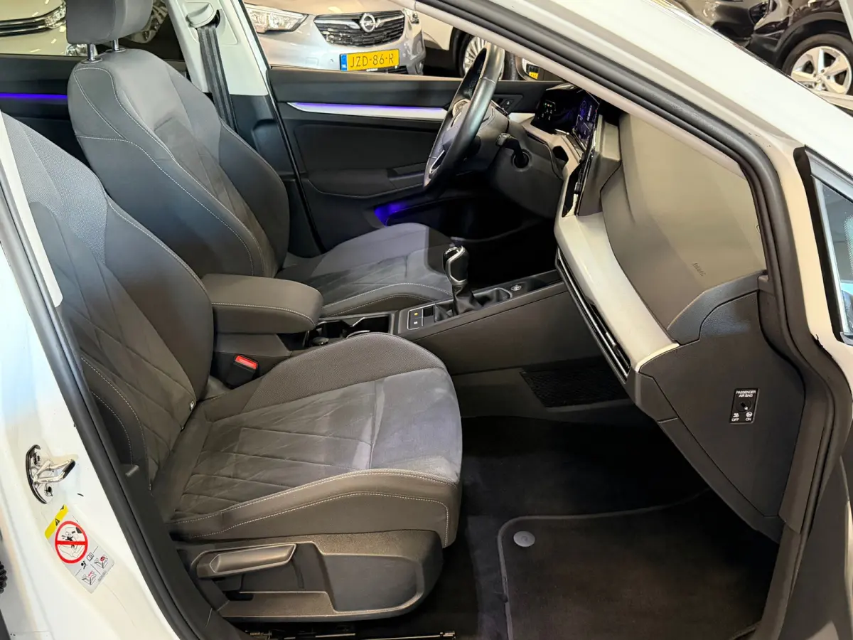 1.0 TSI Business, CP NAVIGATIE, CRUISE, LED, ECC AIRCO