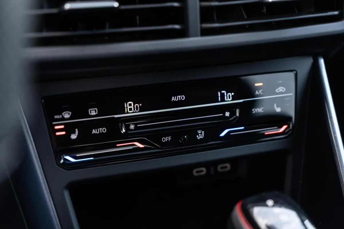 2.0 TSI GTI PANO / FULL OPTION !