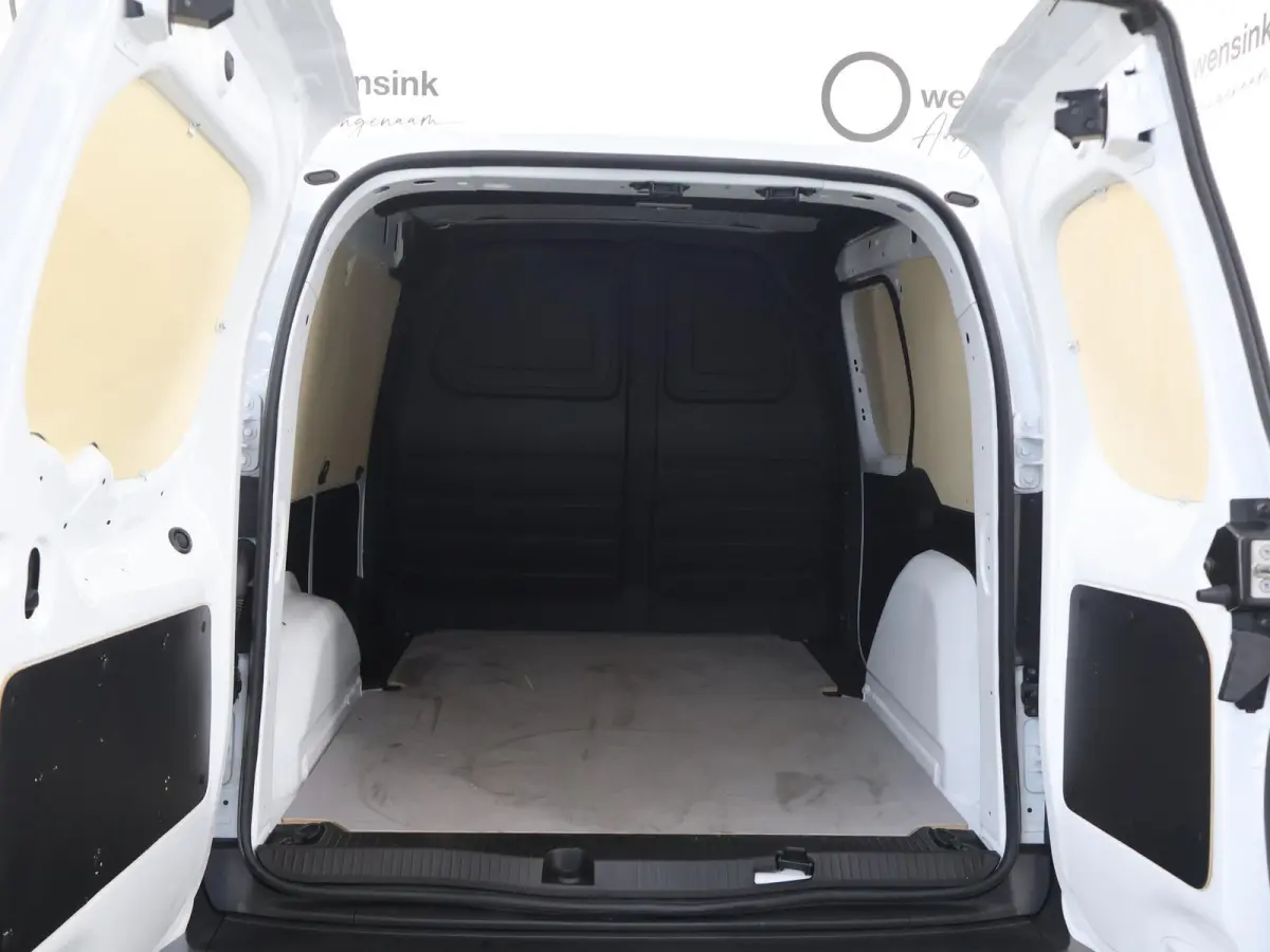 108 CDI | L1 | Pro | Parkeercamera | Navigatie | Cruise Control | Certified