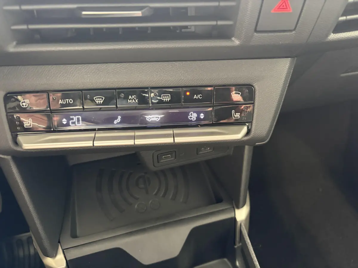 1.2 Turbo Hybrid GS | Navigatie | Stoelverwarming | Camera | Direct rijden!