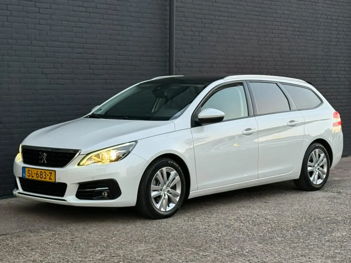 1.6 BlueHDI Blue Lease Executive|PANO|CARPLAY|PDC|TREKHAAK|NWE APK
