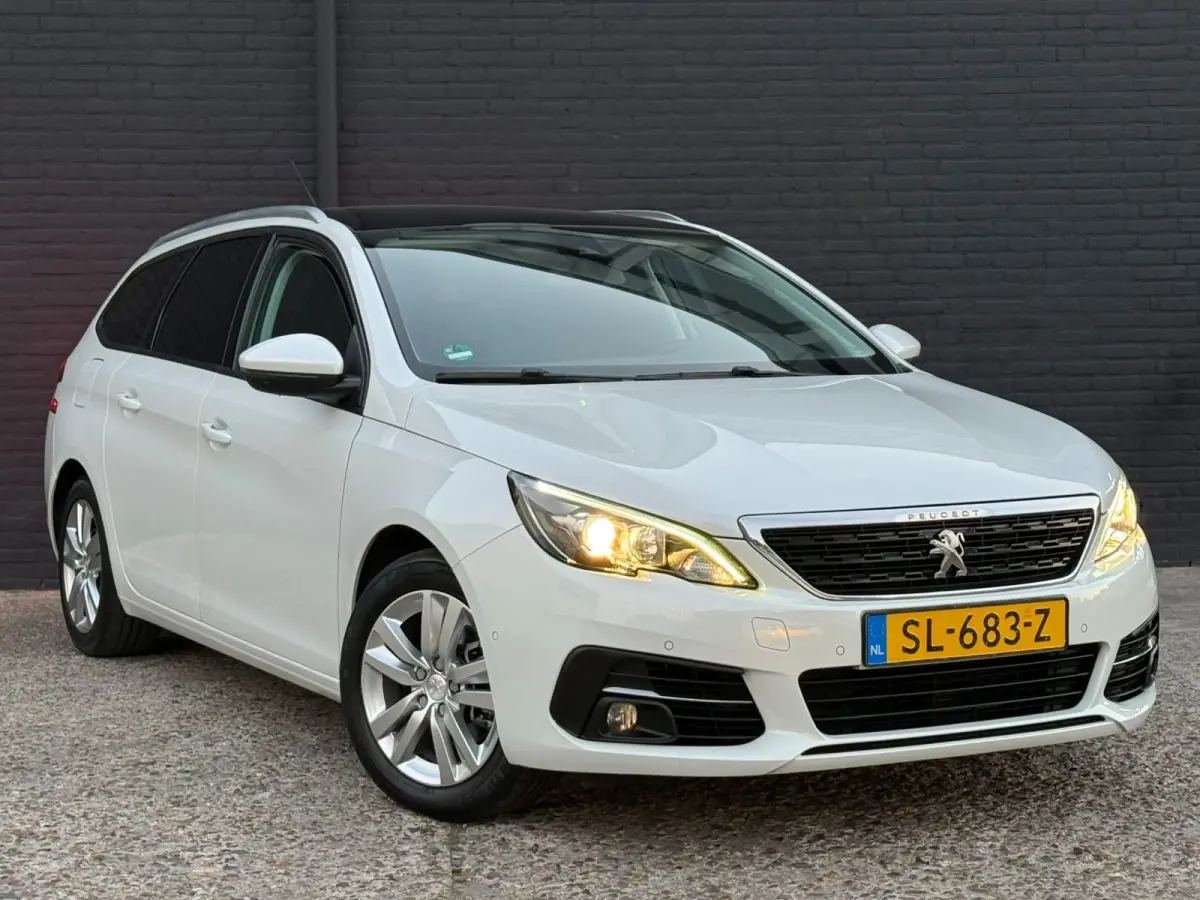 1.6 BlueHDI Blue Lease Executive|PANO|CARPLAY|PDC|TREKHAAK|NWE APK
