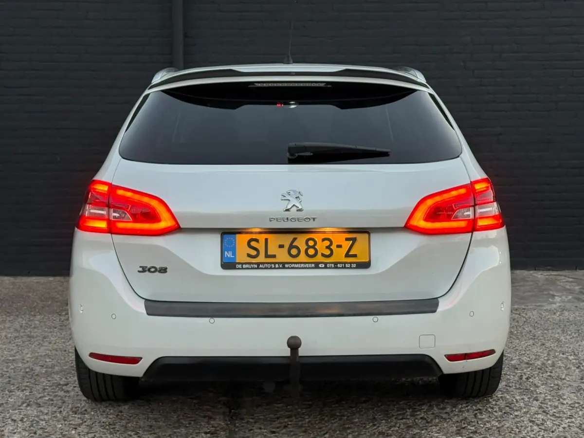1.6 BlueHDI Blue Lease Executive|PANO|CARPLAY|PDC|TREKHAAK|NWE APK