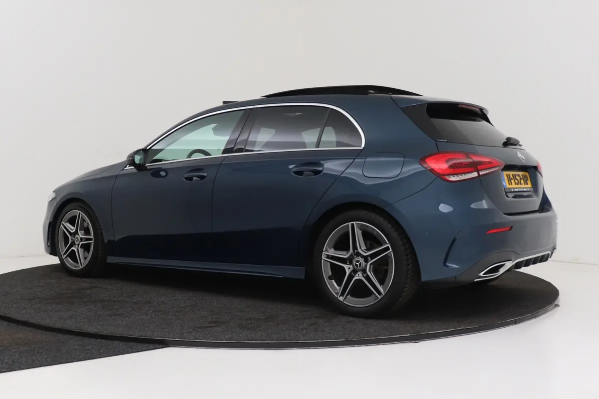 180 Business Solution AMG-Line | Panoramadak | Stoelverwarming | Climate Control | Dealer Ond. | CarPlay |