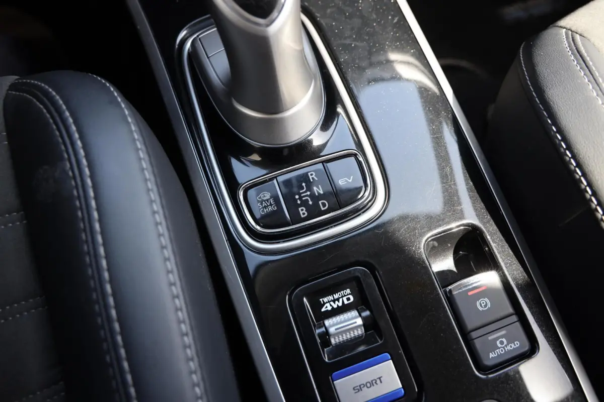 2.4 PHEV Pure+|Camera|Trekhaak|PDC|