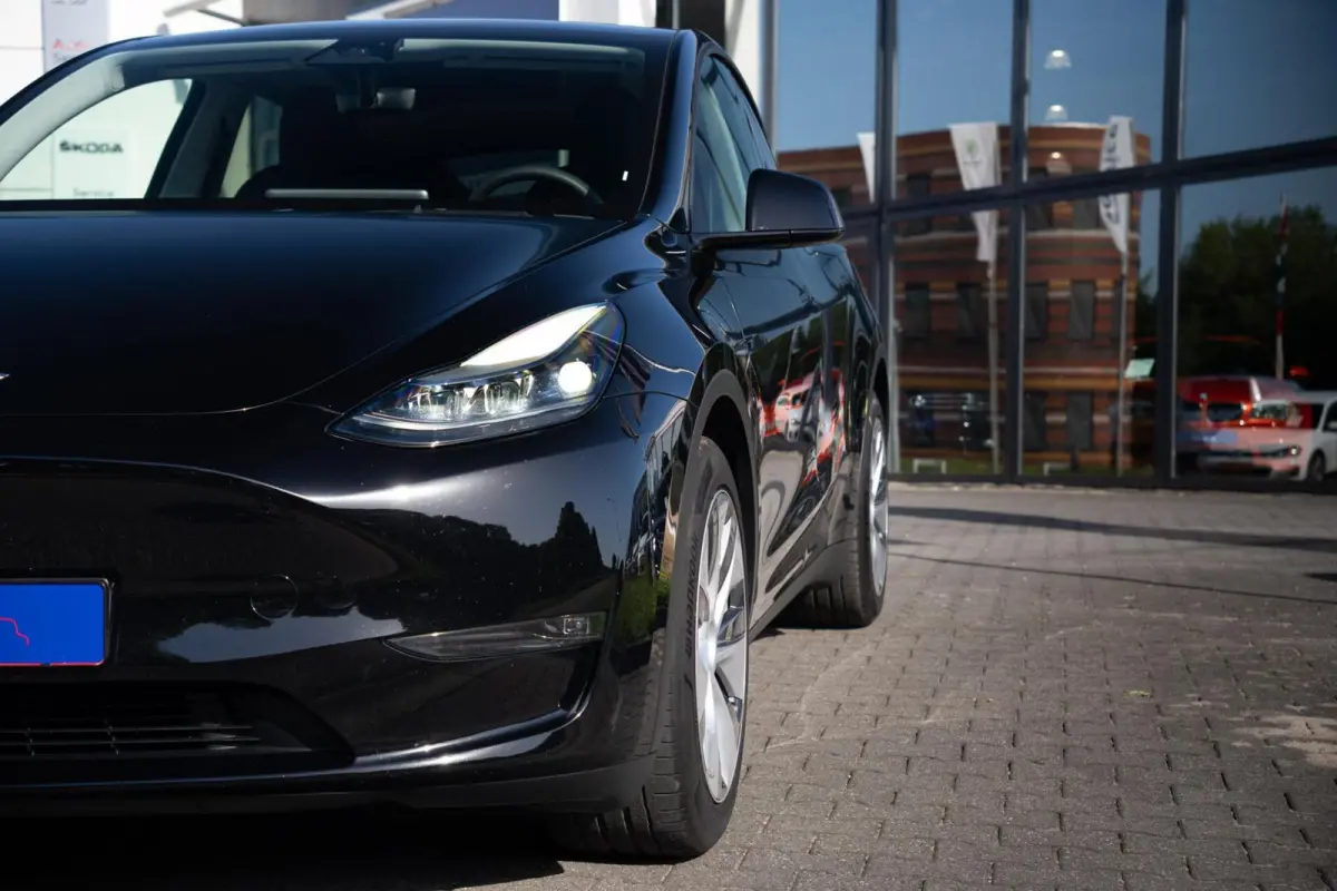 Long Range AWD 75 kWh|Org NL NAP|Trekhaak|Panoramadak|AutoPilot|Leder|LED|Dealer Onderhouden