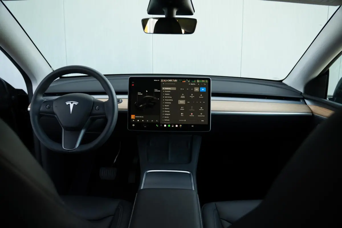 Long Range AWD 75 kWh|Org NL NAP|Trekhaak|Panoramadak|AutoPilot|Leder|LED|Dealer Onderhouden