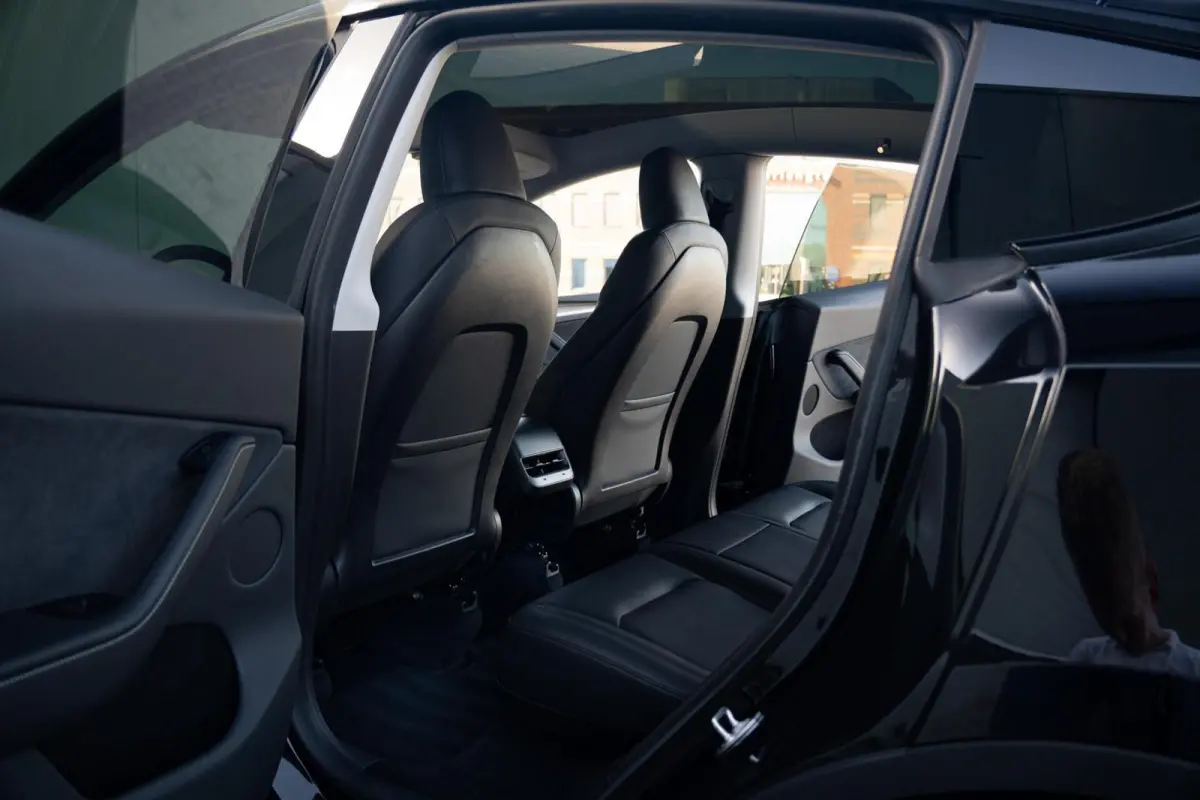 Long Range AWD 75 kWh|Org NL NAP|Trekhaak|Panoramadak|AutoPilot|Leder|LED|Dealer Onderhouden